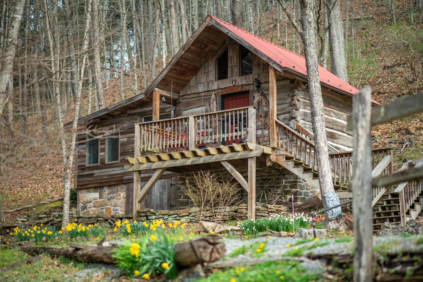 Moore House Inn & Cabins Marlinton Экстерьер фото